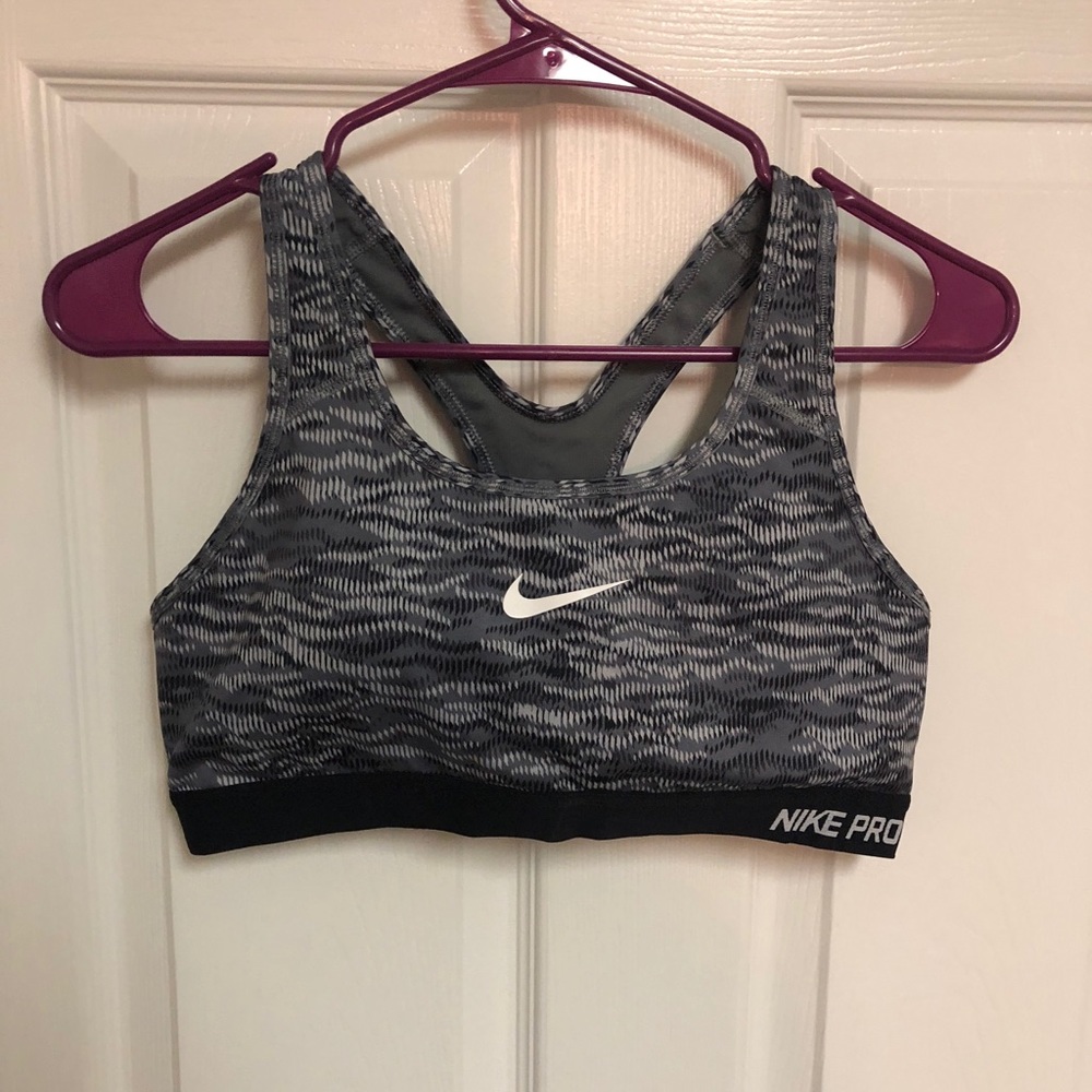 Nike Pro sports bra